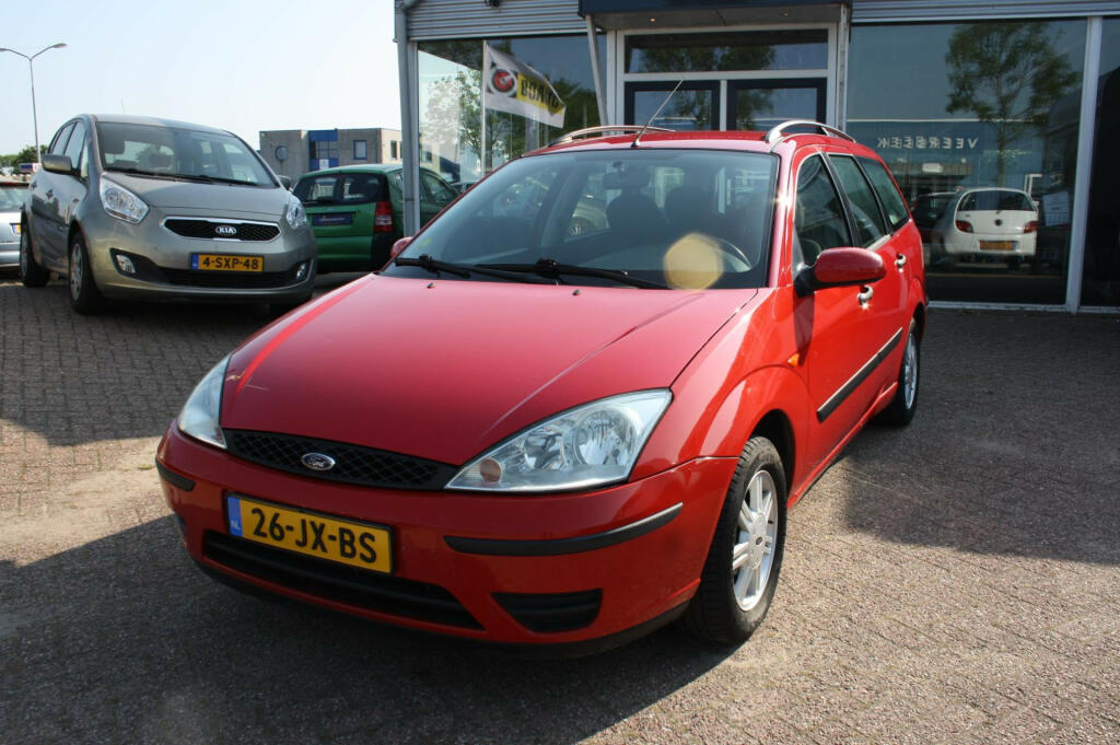 Ford-FOCUS Wagon-thumb